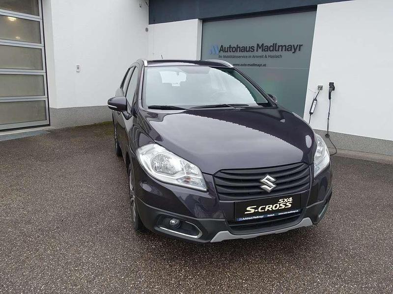 Grau Gebraucht 2015 Suzuki SX4 S-Cross SUV | € 11.990 (Fairer Preis) - Bild 1/4