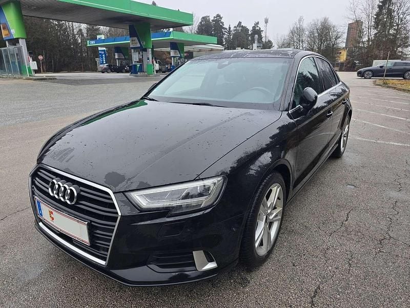 Schwarz Gebraucht 2017 Audi A3 Sport Limousine | € 19.990 (Teuer) - Bild 1/4