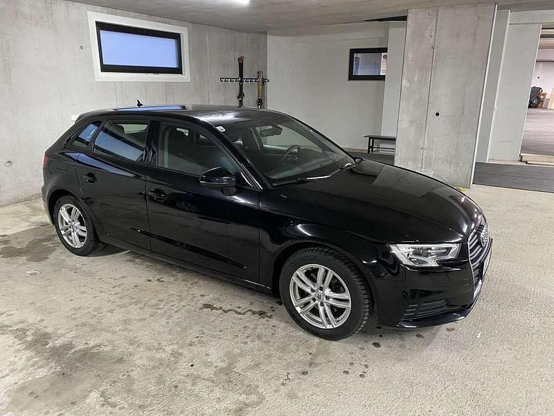 Gebraucht Audi A3 150 PS (110 kW) 2019 Schwarz Limousine