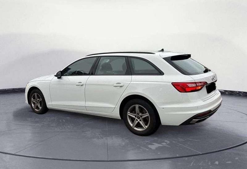 Gebraucht Audi A4 163 PS (119 kW) 2020 Weiß Kombi