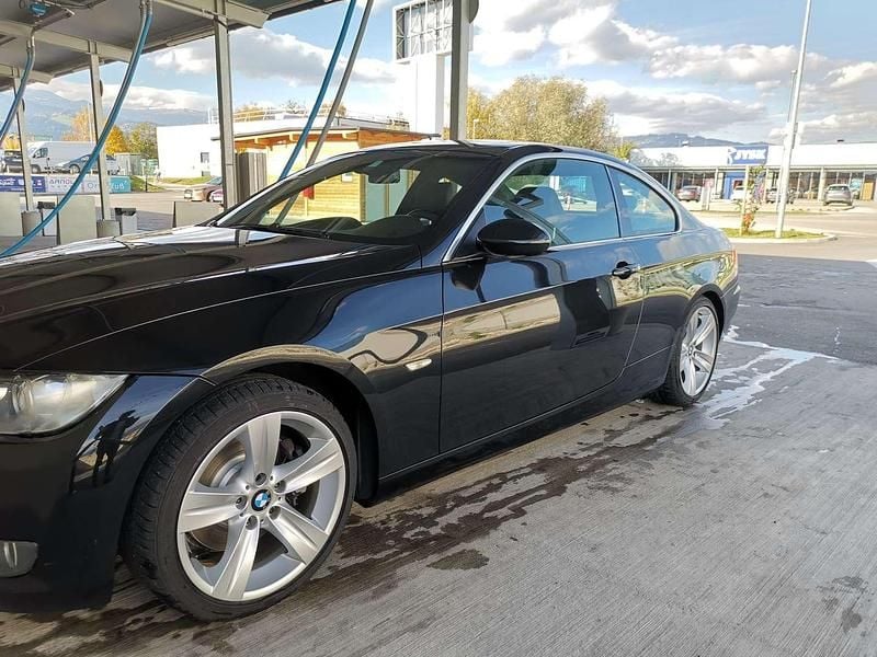 Schwarz Gebraucht 2007 BMW 325 Coupé | € 14.100 (Fairer Preis) - Bild 1/4