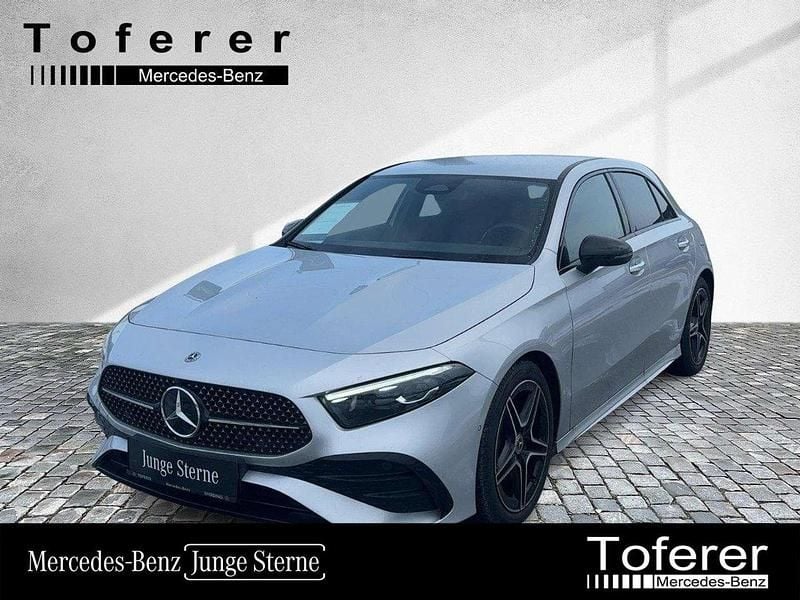 Gebraucht Mercedes A180 AMG line 116 PS (85 kW) 2023 Silber Limousine