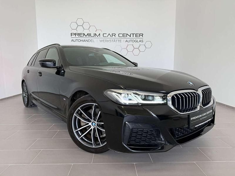 Schwarz Gebraucht 2020 BMW 520 M Sport Kombi | € 31.990 (Fairer Preis) - Bild 1/4