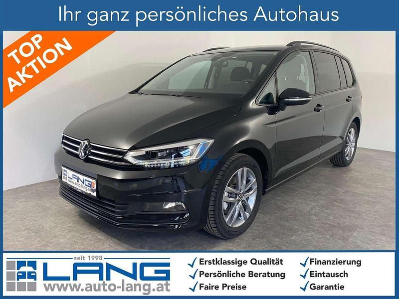 Schwarz Gebraucht 2025 VW Touran Comfortline Van / Kleinbus | € 37.900 (Etwas zu teuer) - Bild 1/4