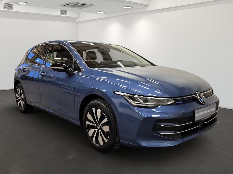 Gebraucht VW Golf VIII Life 115 PS (84 kW) 2025 Dunkelblau  metallic