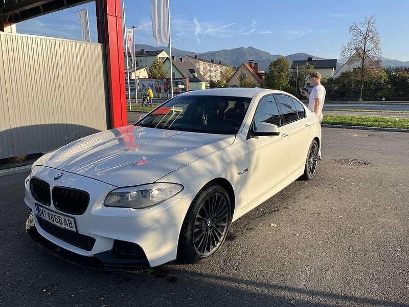 Gebraucht BMW 530 258 PS (189 kW) 2011 Limousine