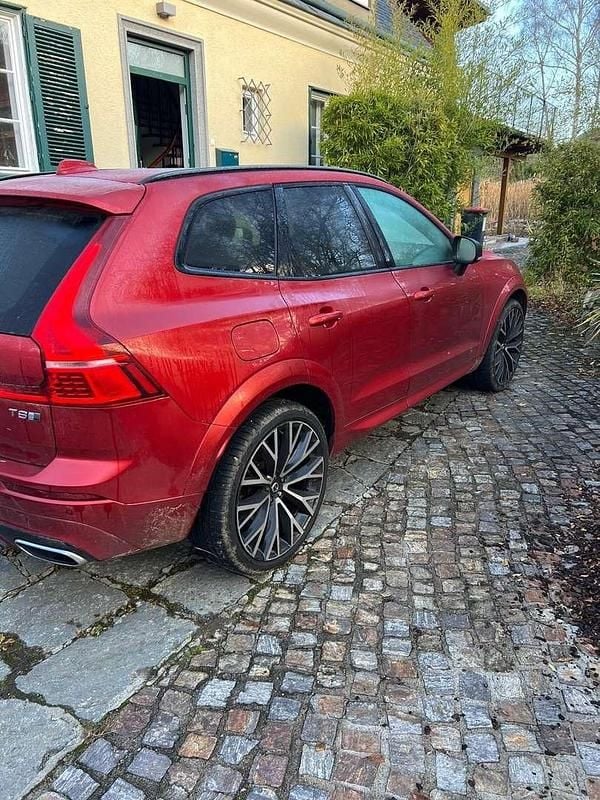 Gebraucht Volvo XC60 R-Design 303 PS (222 kW) 2020 Rot SUV