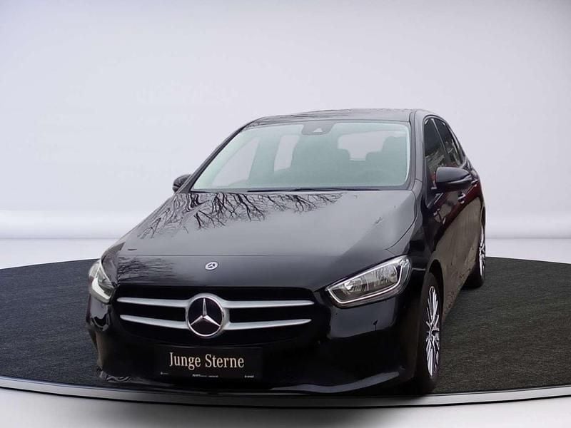 Gebraucht Mercedes E250 160 PS (117 kW) 2022 Schwarz Kombi