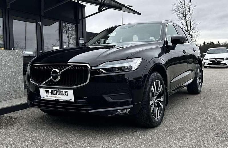 Gebraucht Volvo XC60 Momentum 197 PS (144 kW) 2020 Schwarz SUV