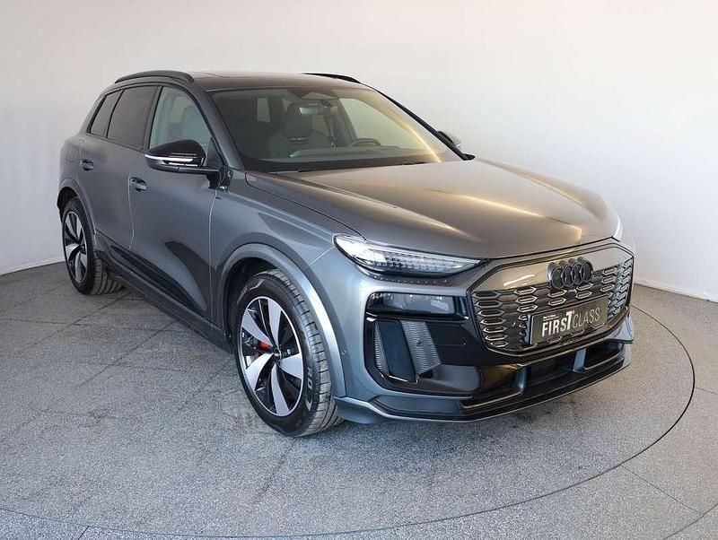 Gebraucht Audi Q6 e-tron Ambiente 284 kW (387 PS) 2024 Grau SUV
