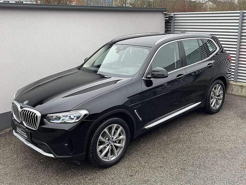 Gebraucht BMW X3 Performance 184 PS (135 kW) 2023 Schwarz SUV