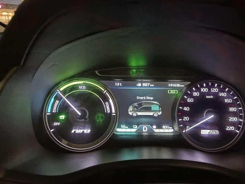 Gebraucht Kia Niro Edition 7 192 PS (141 kW) 2017 SUV