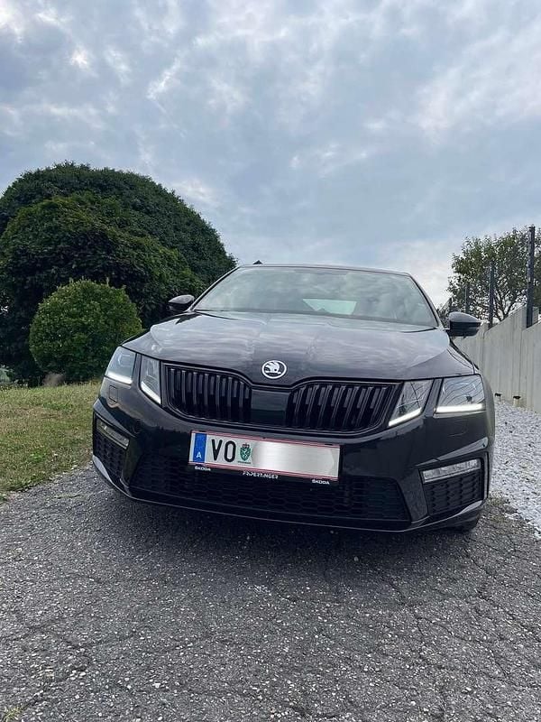 Gebraucht Skoda Octavia RS 184 PS (135 kW) 2019 Schwarz Kombi