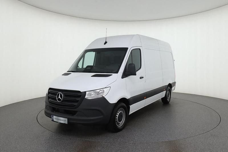 Weiß Gebraucht 2024 Mercedes Sprinter Van | € 55.188 - Bild 1/4