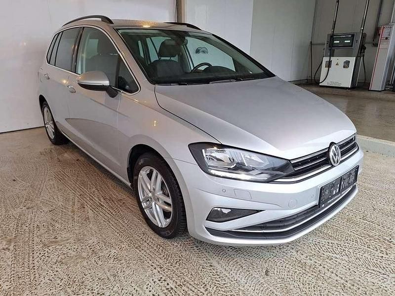 Gebraucht VW Golf VII Highline 116 PS (85 kW) 2020 Silber Limousine