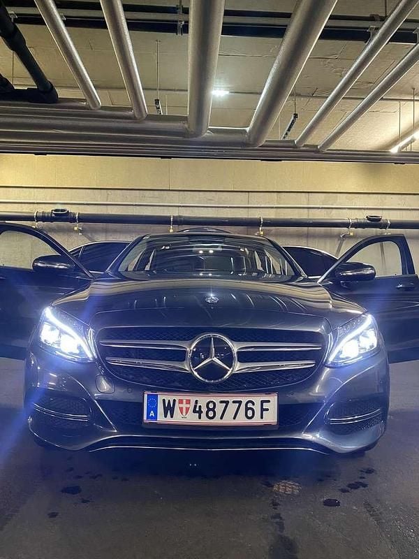 Gebraucht Mercedes C220 Elegance 170 PS (125 kW) 2014 Limousine