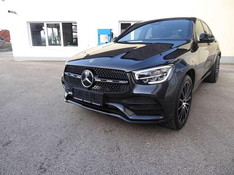 Gebraucht Mercedes GLC220 194 PS (142 kW) 2022 Grau Coupé