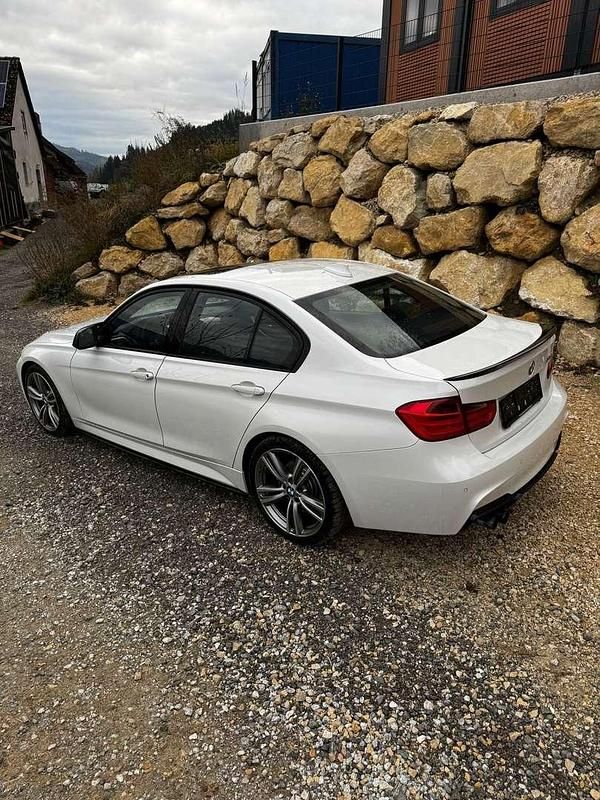 Gebraucht BMW 328 M Performance 245 PS (180 kW) 2012 Limousine