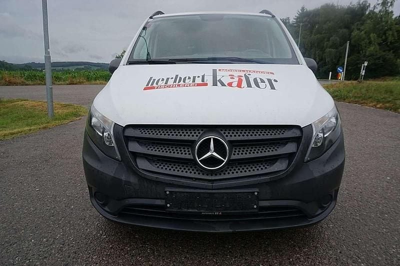 Gebraucht Mercedes Vito 102 PS (75 kW) 2019 Weiß Van