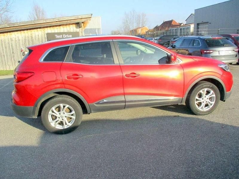 Gebraucht Renault Kadjar Zen 109 PS (80 kW) 2017 Rot SUV