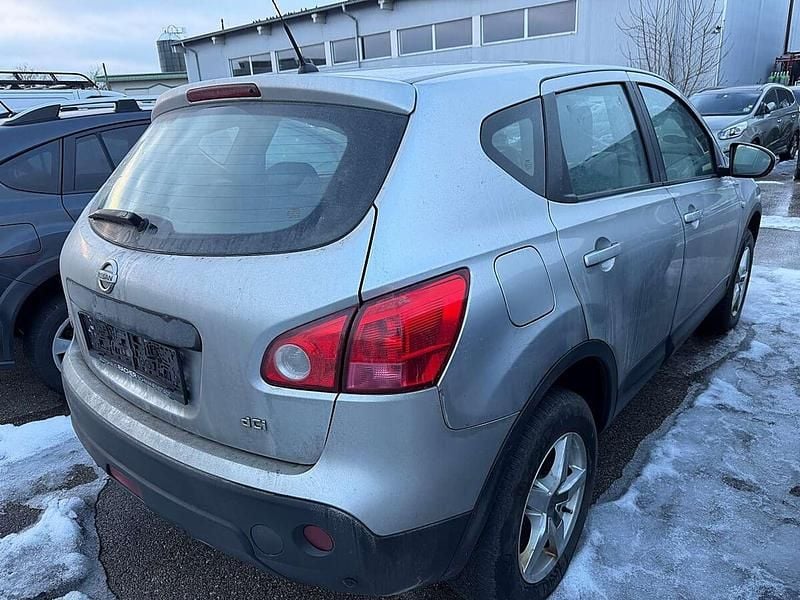 Gebraucht Nissan Qashqai 106 PS (77 kW) 2007 Silber SUV