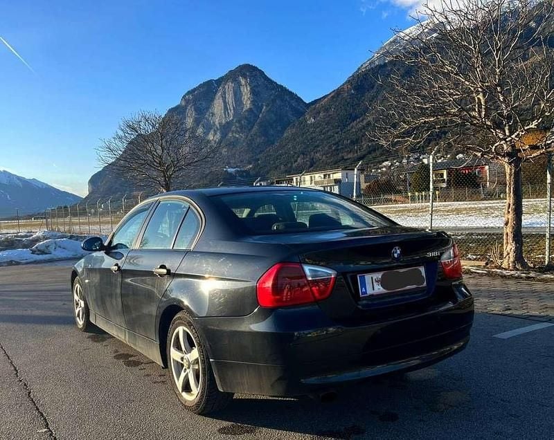 Gebraucht BMW 318 118 PS (86 kW) 2005 Limousine