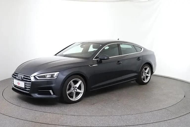 Dunkelgrau metallic Gebraucht 2019 Audi A5 Sportback Advanced Kleinwagen | € 27.550 (Fairer Preis) - Bild 1/4