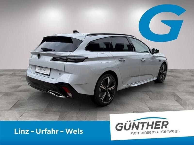 Neu Peugeot 308 SW GT 131 PS (96 kW) 2025 Weiß Kombi