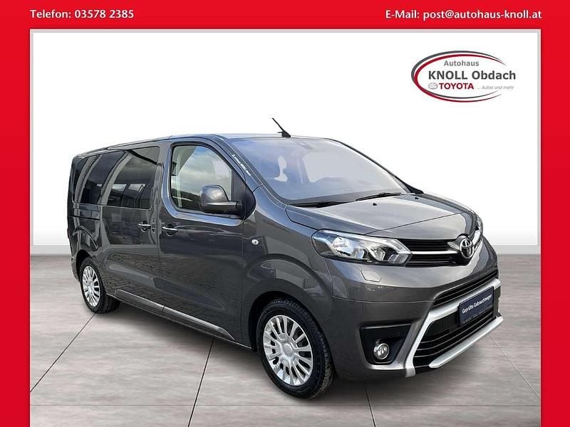 Gebraucht Toyota Proace Verso 150 PS (110 kW) 2019 Grau Kombi