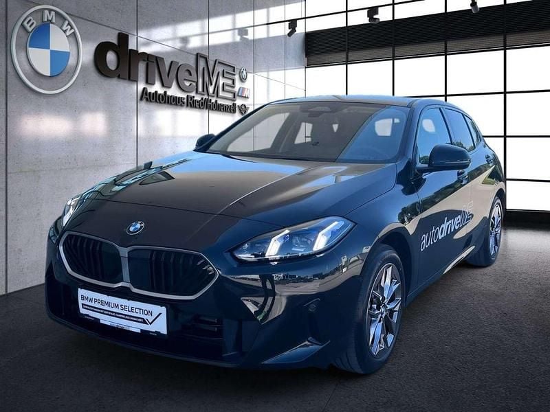 Schwarz Gebraucht 2025 BMW 116 Efficient Dynamics Kleinwagen | € 32.900 (Guter Preis) - Bild 1/4