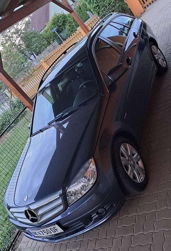 Gebraucht Mercedes C180 Avantgarde 120 PS (88 kW) 2011 Kombi