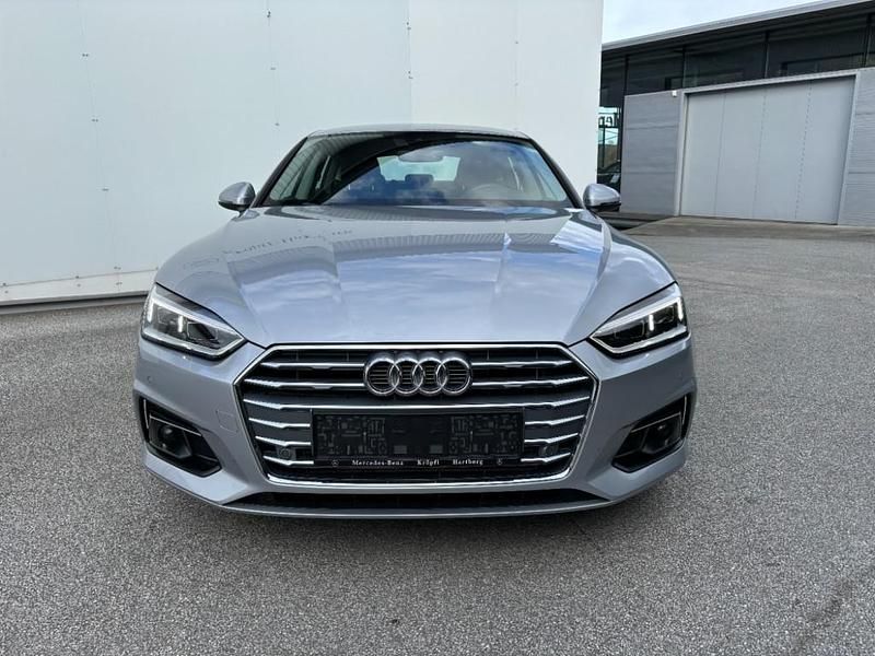 Gebraucht Audi A5 Sportback Sport 190 PS (139 kW) 2019 Silber Kleinwagen