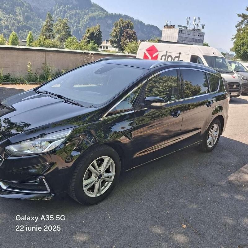 Gebraucht Ford S-MAX Titanium 150 PS (110 kW) 2019 Van / Kleinbus