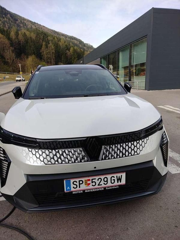 Weiß Gebraucht 2024 Renault Scénic Esprit Alpine Van / Kleinbus | € 45.900 - Bild 1/4