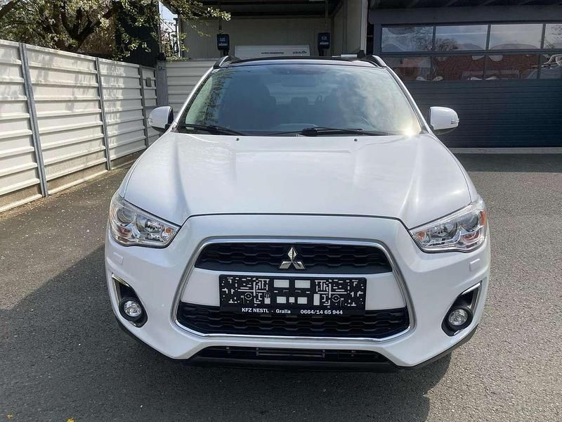 Gebraucht Mitsubishi ASX Intense+ 150 PS (110 kW) 2013 Weiß SUV
