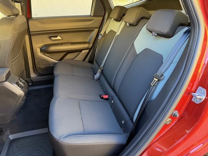 Neu Dacia Bigster 130 PS (95 kW) 2025 Braun SUV