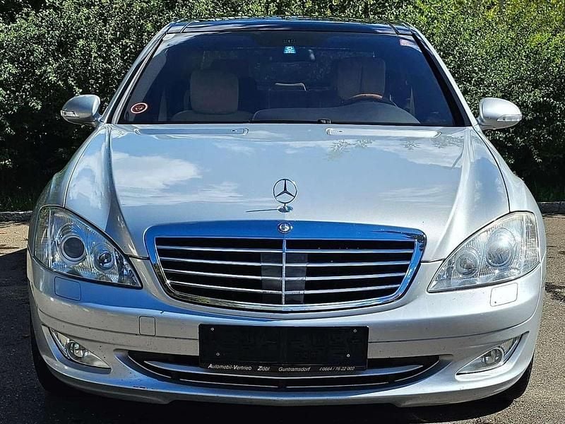 Gebraucht Mercedes S500 387 PS (284 kW) 2007 Silber Limousine
