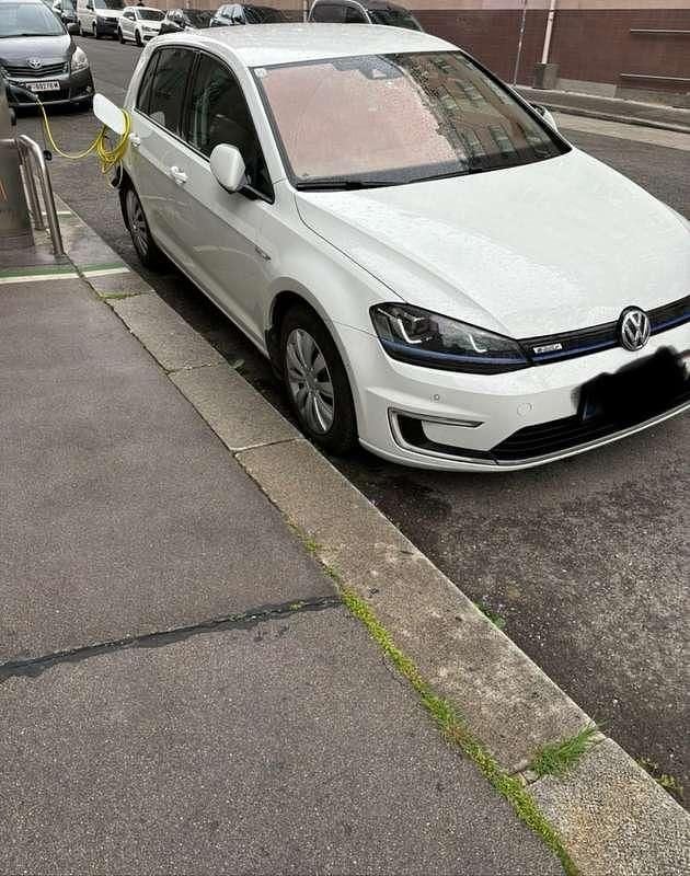 Weiß Gebraucht 2015 VW Golf Limousine | € 10.300 - Bild 1/4