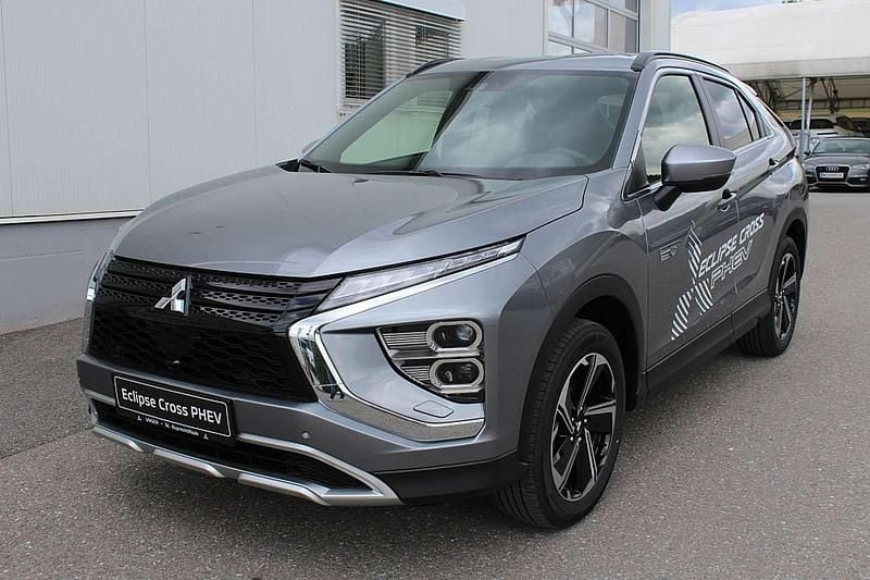 Grau Gebraucht 2024 Mitsubishi Eclipse Cross Intense+ SUV | € 34.950 (Teuer) - Bild 1/4