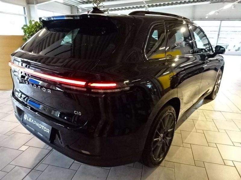 Neu Leapmotor C10 160 kW (218 PS) 2025 SUV