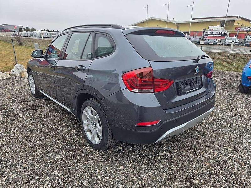 Gebraucht BMW X1 143 PS (105 kW) 2012 Grau SUV