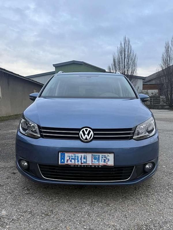 Gebraucht VW Touran Comfortline 105 PS (77 kW) 2013 Blau Van / Kleinbus