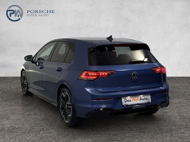 Neu VW Golf VIII Sport 115 PS (84 kW) 2026 Mittelblau  normal