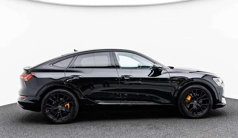 Gebraucht Audi e-tron S-Line 300 kW (408 PS) 2022 Schwarz SUV