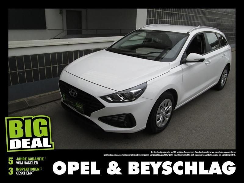 Weiss Gebraucht 2023 Hyundai i30 Kombi | € 15.970 (Fairer Preis) - Bild 1/4
