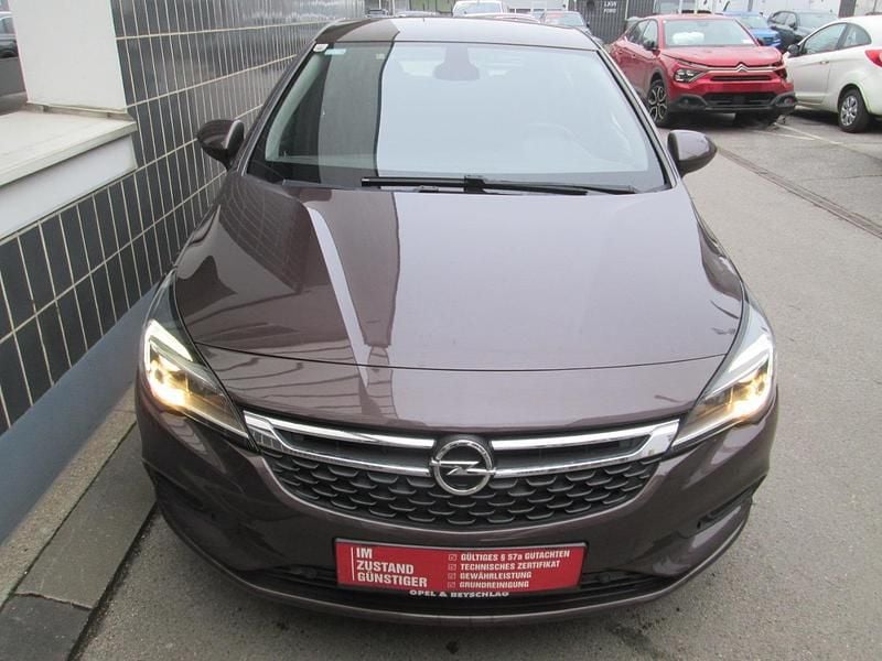 Gebraucht Opel Astra Edition 125 PS (91 kW) 2017 Braun Kombi