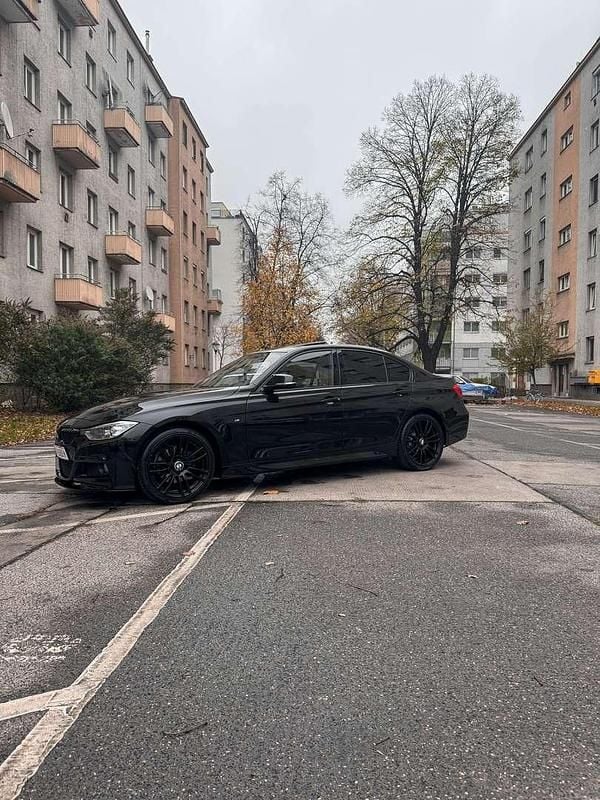 Gebraucht BMW 320 M Sport 184 PS (135 kW) 2014 Schwarz Limousine