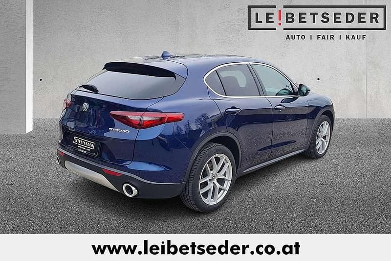 Gebraucht Alfa Romeo Stelvio Super 209 PS (153 kW) 2020 Blau SUV