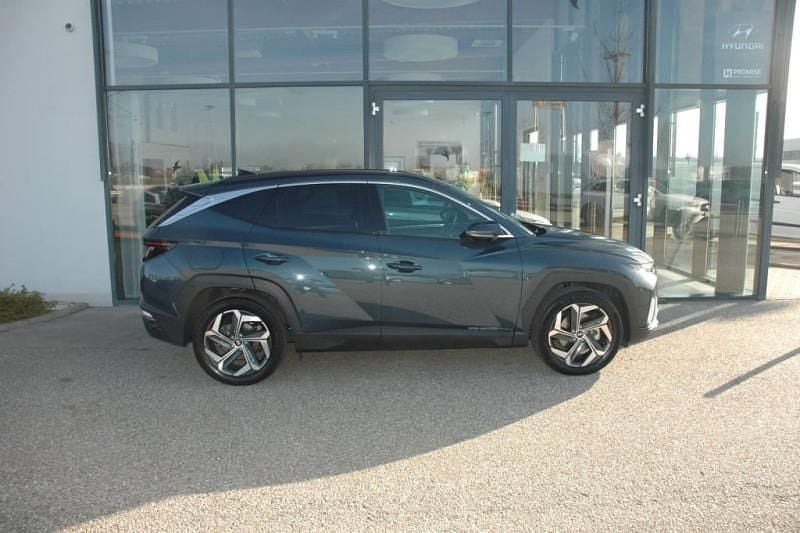 Gebraucht Hyundai Tucson Trend 180 PS (132 kW) 2023 Dunkelblau SUV