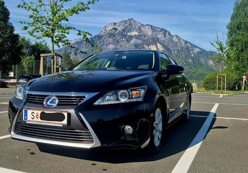 Schwarz Gebraucht 2014 Lexus CT200h Business Edition Limousine | € 13.500 - Bild 1/4